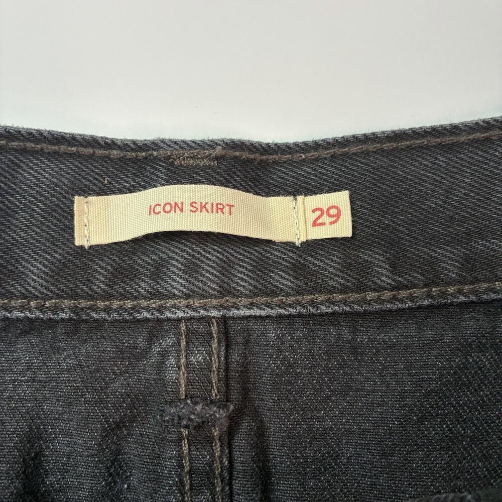 NEW Levi's Mini Icon Denim Skirt Women’s Size 29 Black Zip Front Mid-Rise - Picture 4 of 6